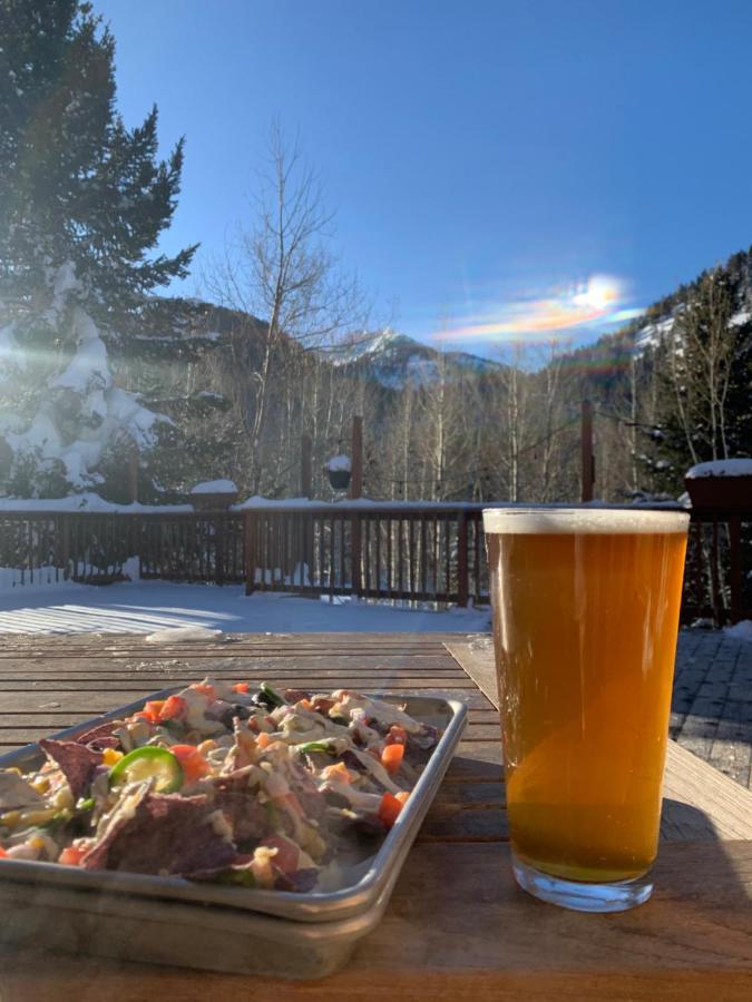 Silver Fork Lodge & Restaurant Brighton Екстериор снимка